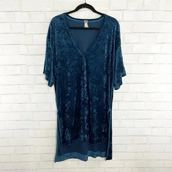 Free People - We the Free Blue Luxe Crushed Velvet Tunic Tee Women's Size Small - Picture 3 of 8